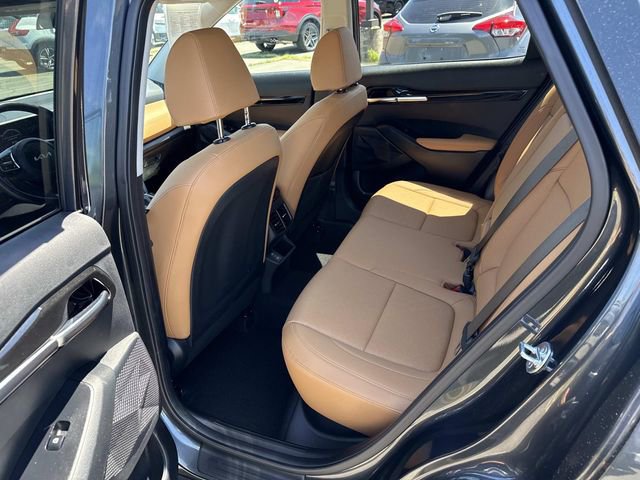 Used 2025 Kia Seltos EX w/ EX Sunroof Package AWD/4WD image 17
