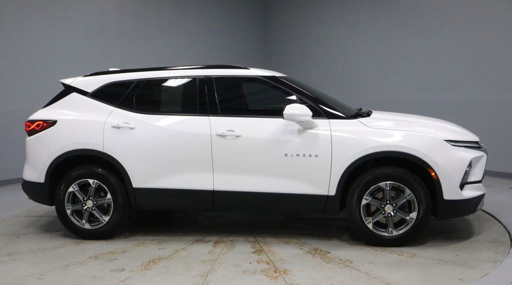 Used 2024 Chevrolet Blazer LT w/ Convenience Package image 5