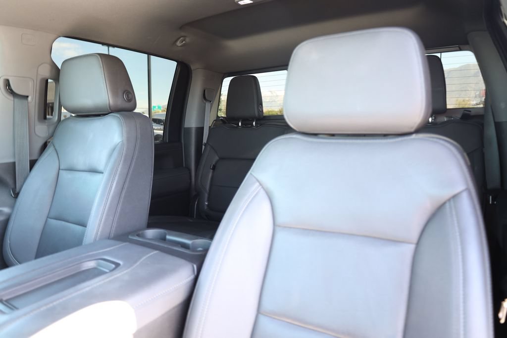 Used 2022 Chevrolet Silverado 2500 LTZ w/ LTZ Convenience Package AWD/4WD image 16