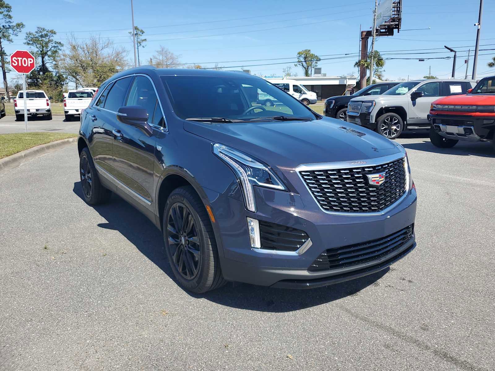 New 2024 Cadillac XT5 Luxury image 8