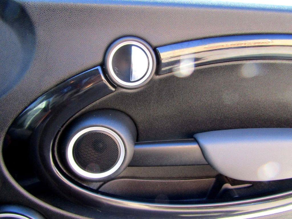Used 2010 MINI Cooper S FWD image 16