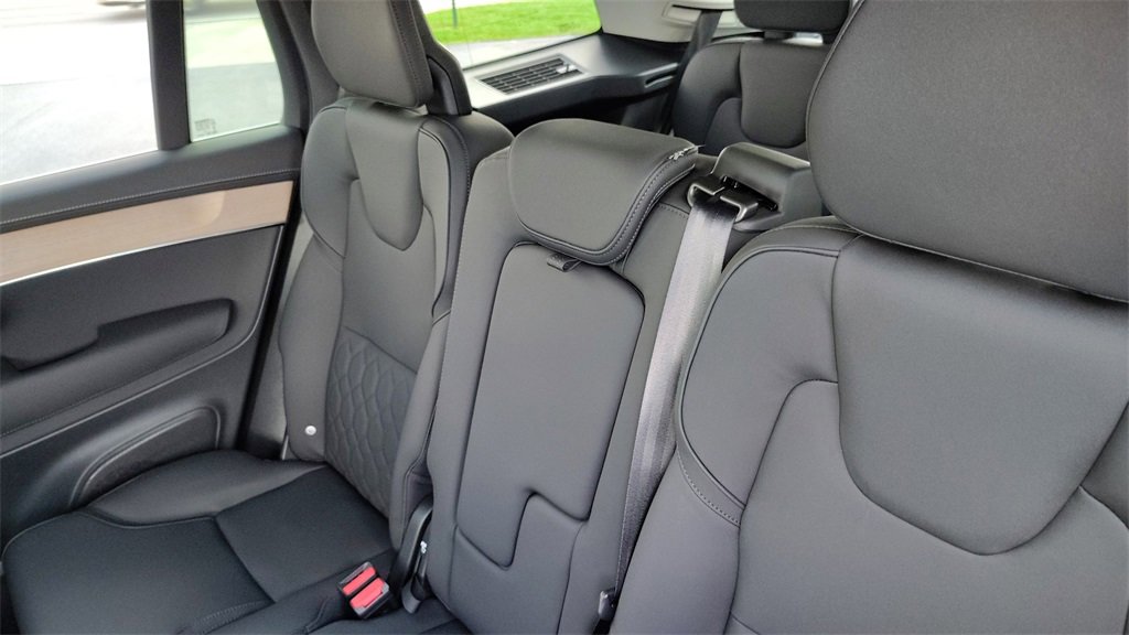 New 2026 Volvo XC90 B6 Plus image 27