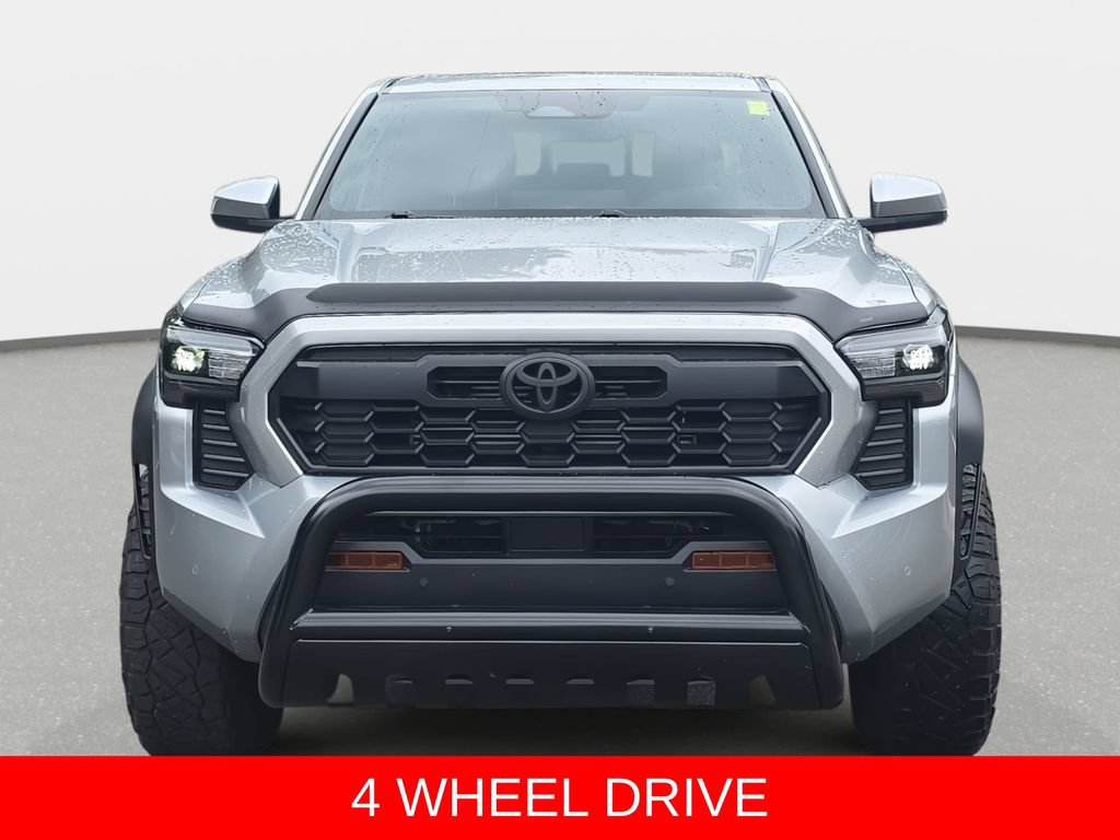 Used 2025 Toyota Tacoma TRD Off-Road w/ TRD Off Road Upgrade Package AWD/4WD image 2