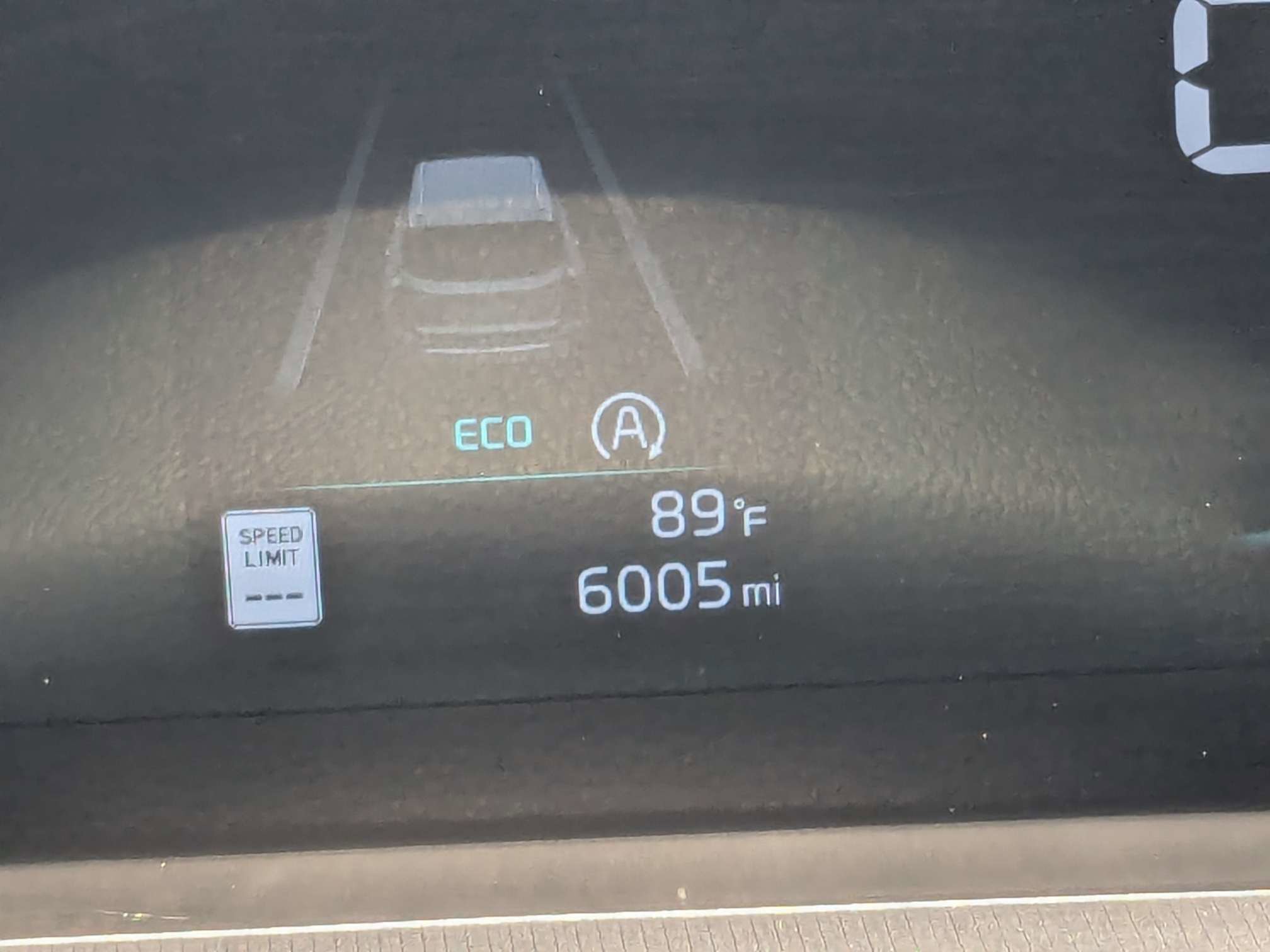 Certified 2025 Kia Telluride LX FWD image 36