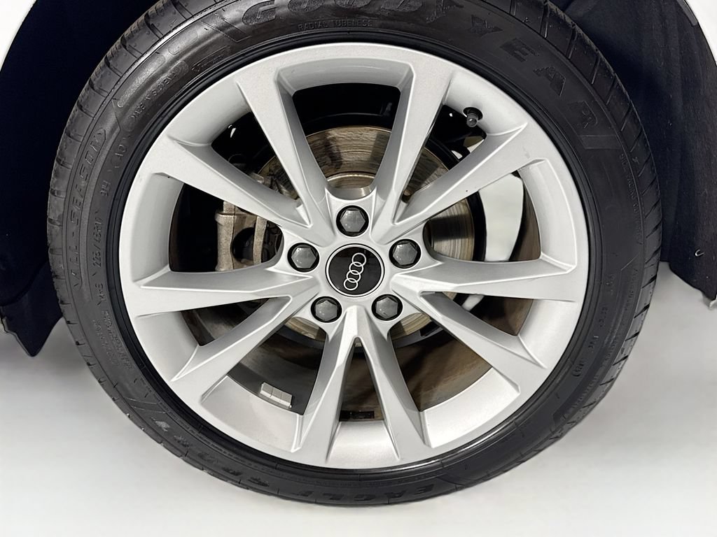 Used 2025 Audi A3 2.0T Premium Plus AWD/4WD image 31