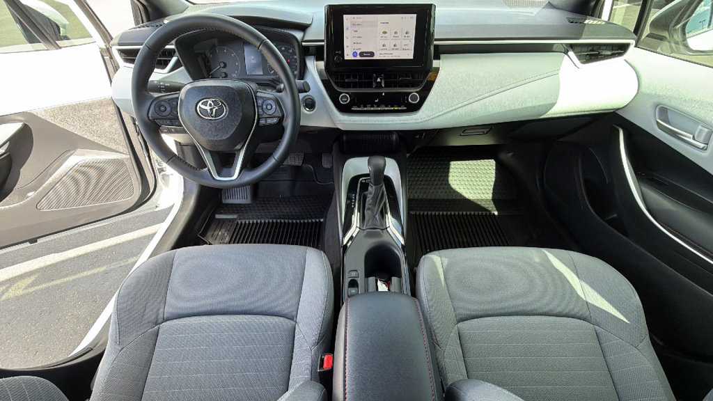 Certified 2025 Toyota Corolla SE w/ Convenience Package image 26