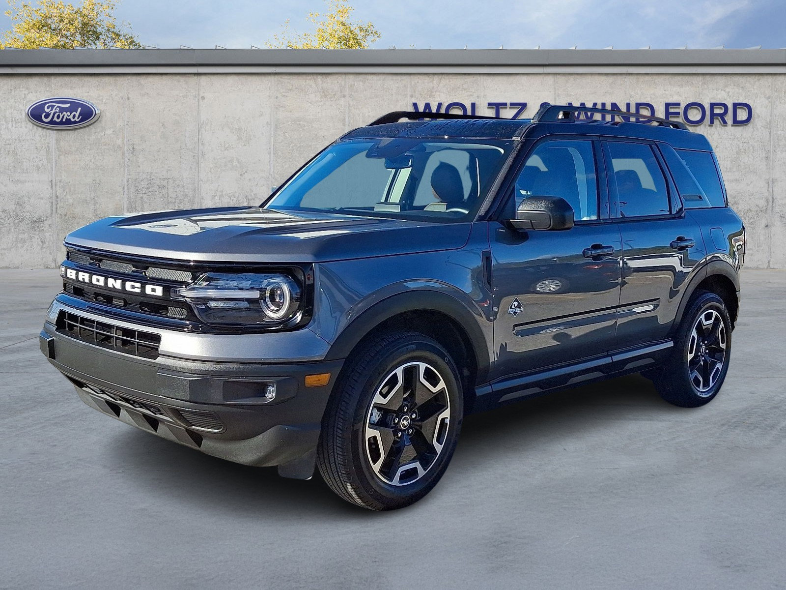 Certified 2024 Ford Bronco Sport Outer Banks AWD/4WD image 3