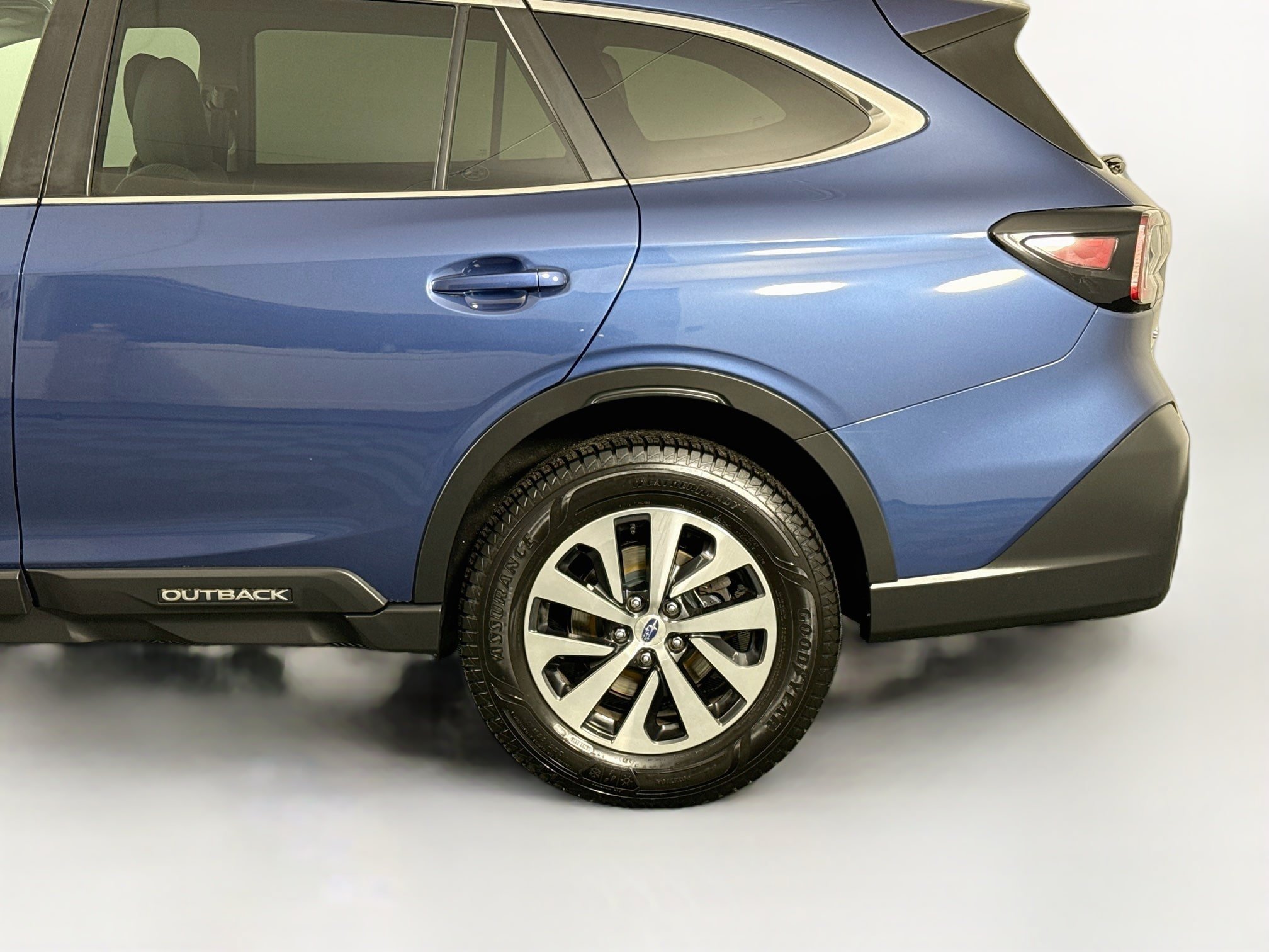 Used 2022 Subaru Outback Premium AWD/4WD image 40