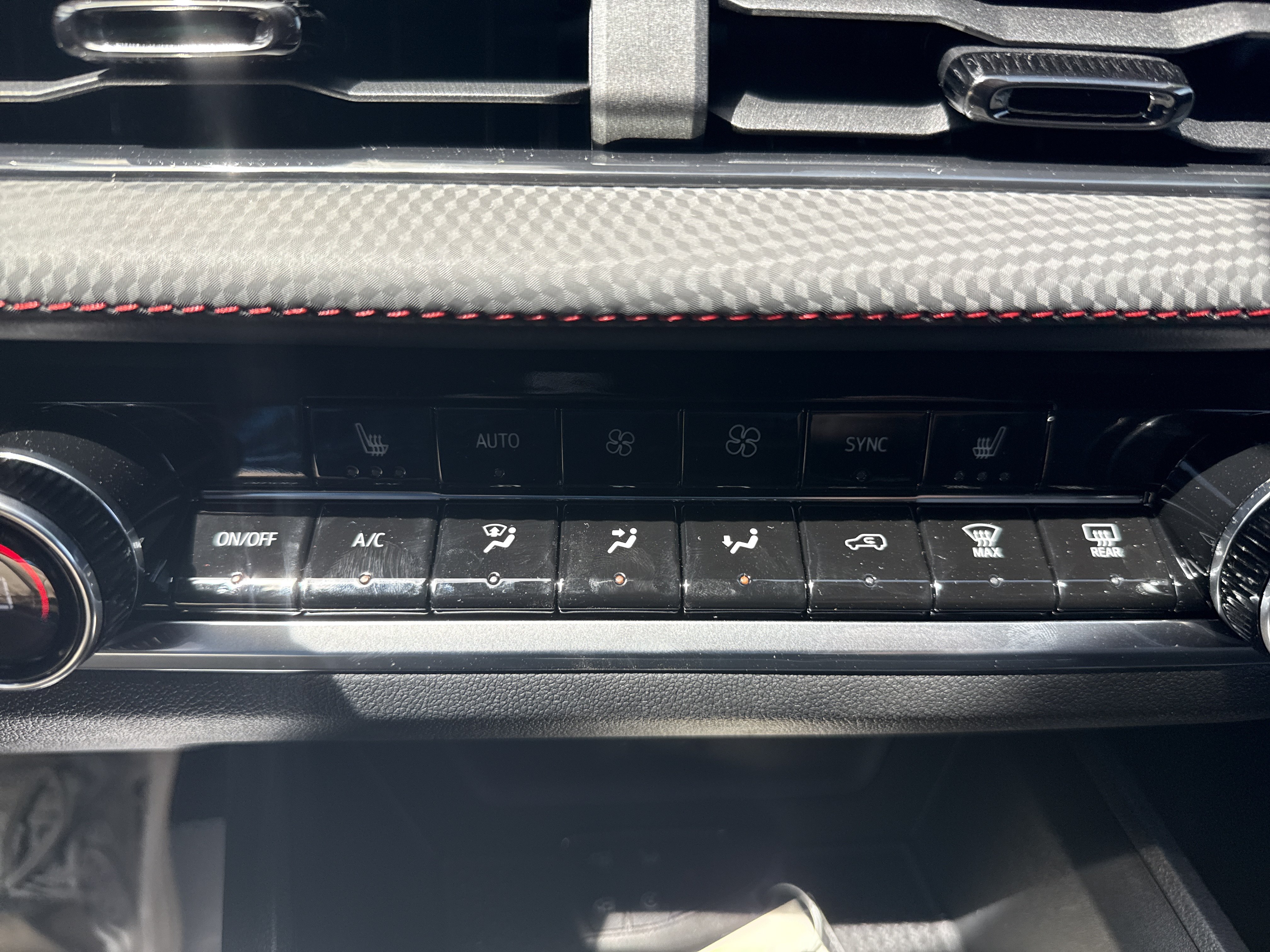 New 2026 Chevrolet Equinox RS w/ Safety and Technology Package AWD/4WD image 28