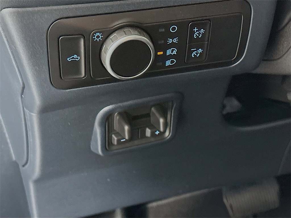 New 2025 Ford Maverick Lariat w/ Black Appearance Package image 10