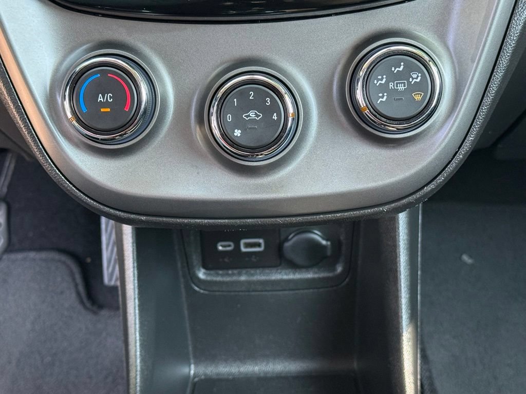 Used 2021 Chevrolet Spark LT FWD image 19