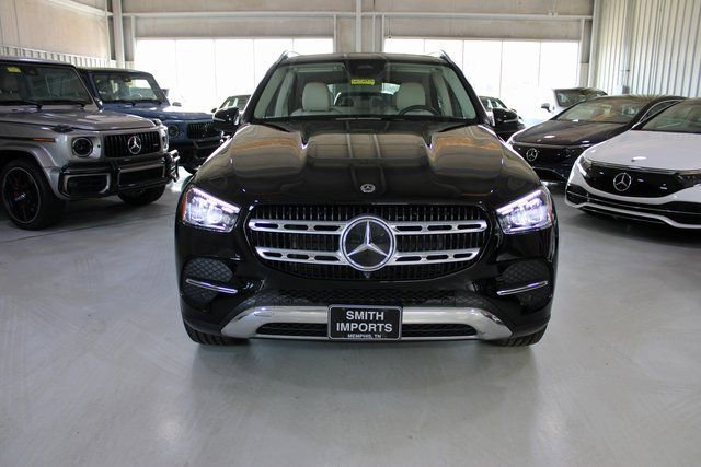 Used 2024 Mercedes-Benz GLE 450e 4MATIC w/ Warmth & Comfort Package image 42