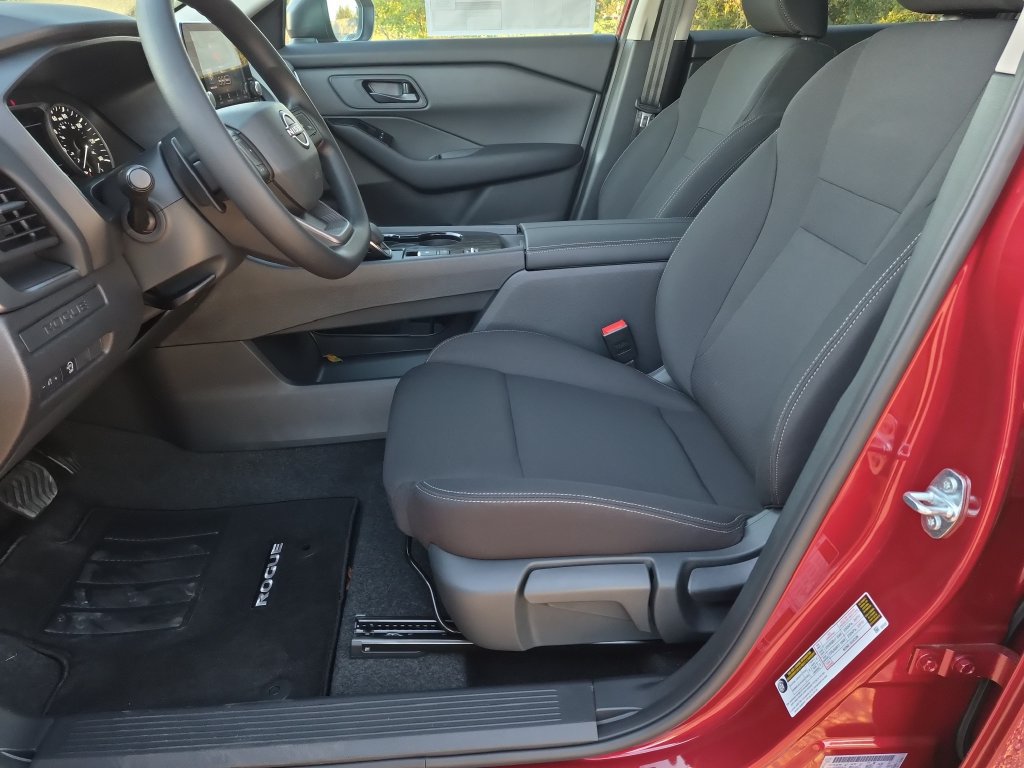 New 2027 Nissan Rogue S FWD image 11