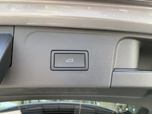 New 2026 Volkswagen Atlas SE AWD/4WD image 15