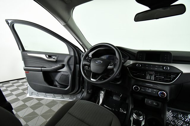 Used 2022 Ford Escape S image 19