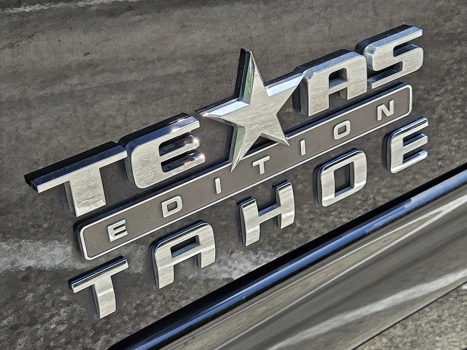 Used 2013 Chevrolet Tahoe LT w/ Texas Edition RWD image 11