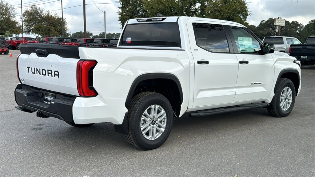 New 2026 Toyota Tundra SR5 image 7