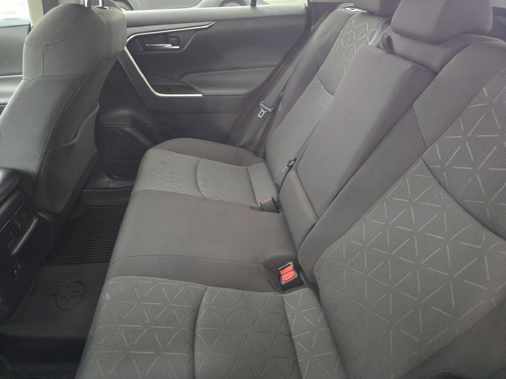 Used 2021 Toyota RAV4 XLE w/ Convenience Package AWD/4WD image 24