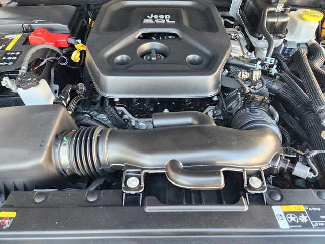 Used 2023 Jeep Wrangler Unlimited Sahara AWD/4WD image 33