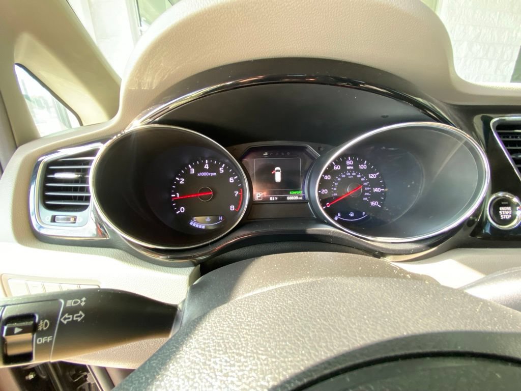 Used 2016 Kia Sedona SX Limited FWD image 15