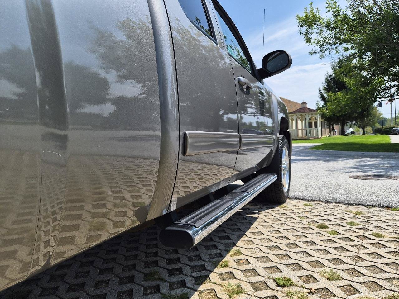 Used 2013 Chevrolet Silverado 2500 LT w/ Z71 Appearance Package AWD/4WD image 10