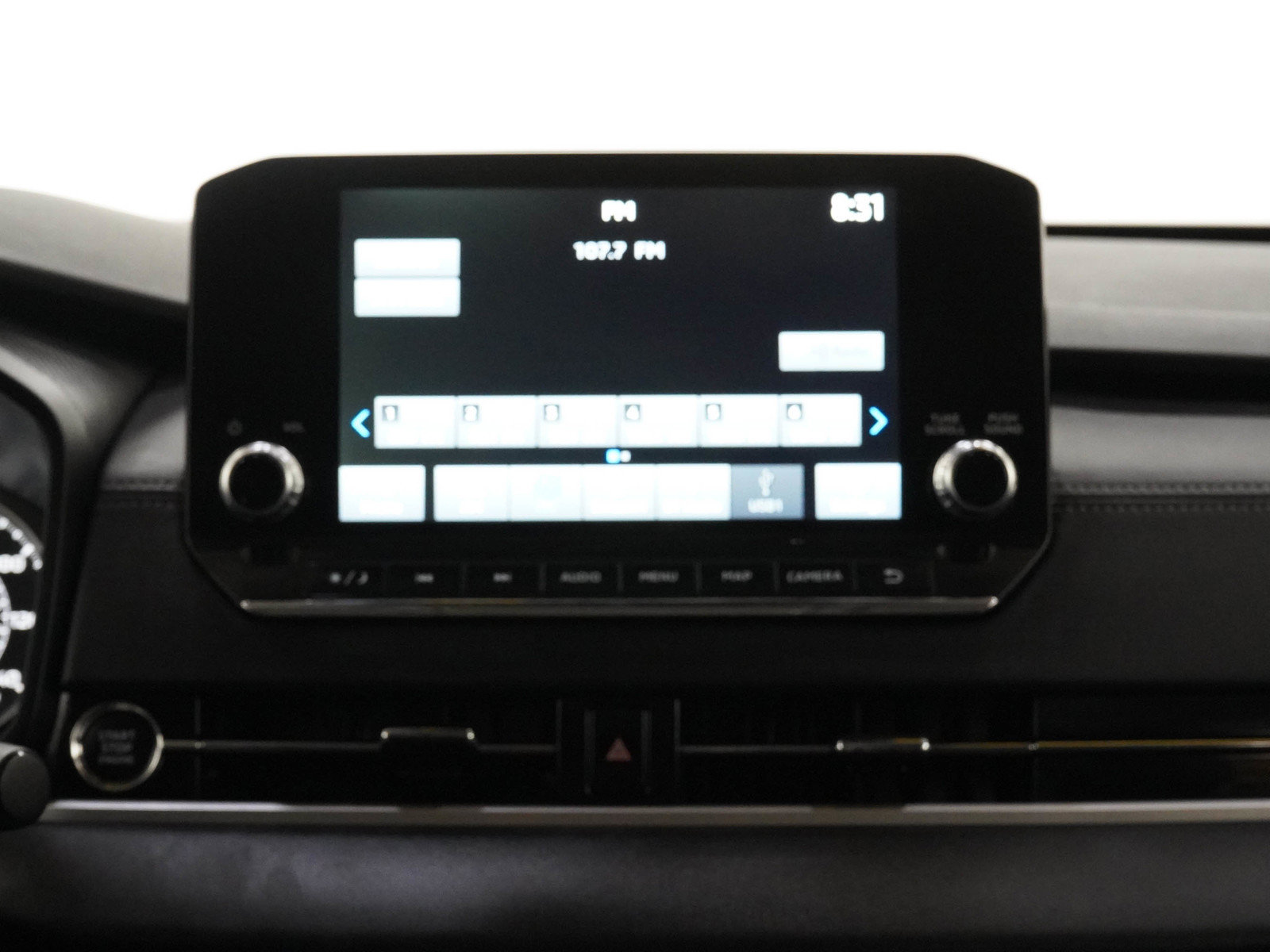 Used 2023 Mitsubishi Outlander SE AWD/4WD image 15