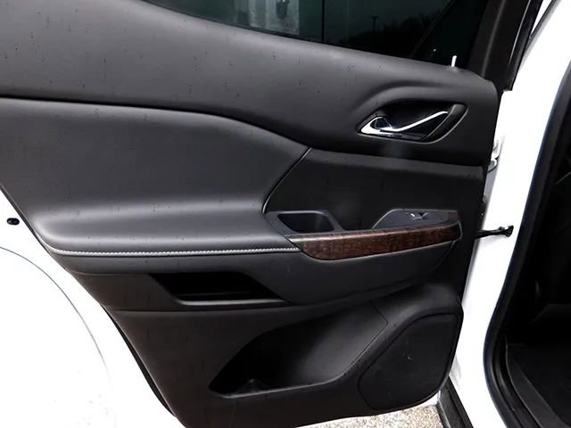 Used 2022 GMC Acadia Denali w/ Denali Ultimate Package image 12