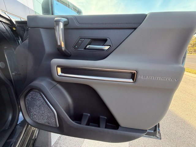 New 2025 GMC Hummer EV 2X AWD/4WD image 24