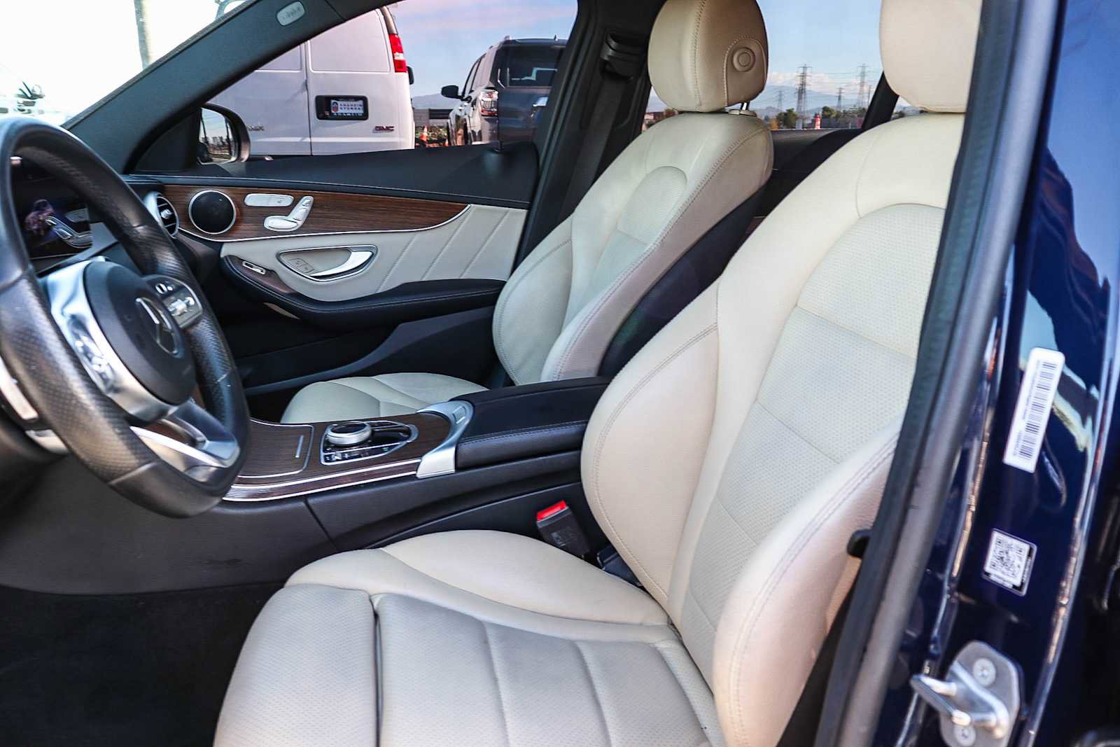 Used 2020 Mercedes-Benz C 300 Sedan image 17