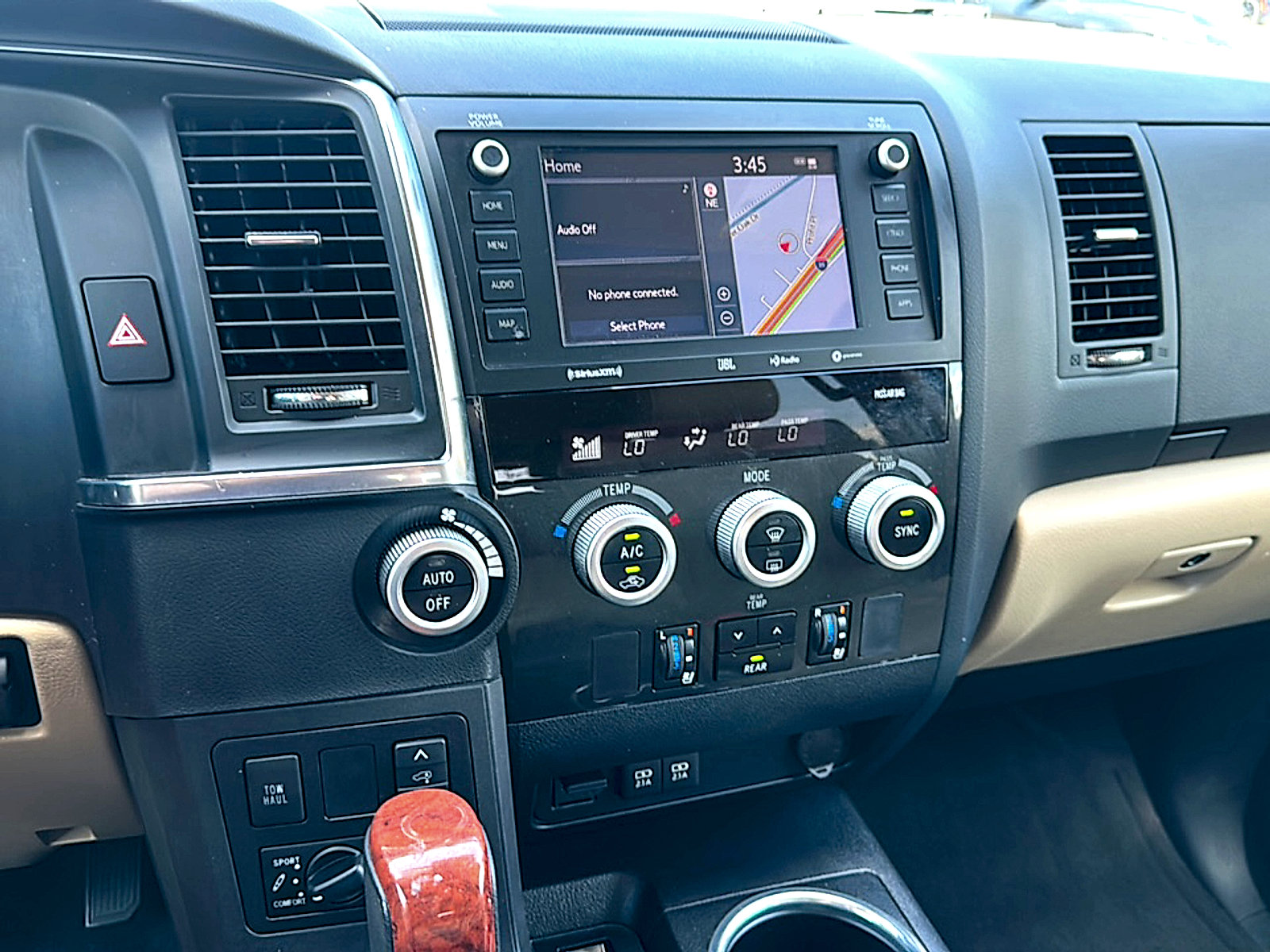 Used 2020 Toyota Sequoia Platinum RWD image 36