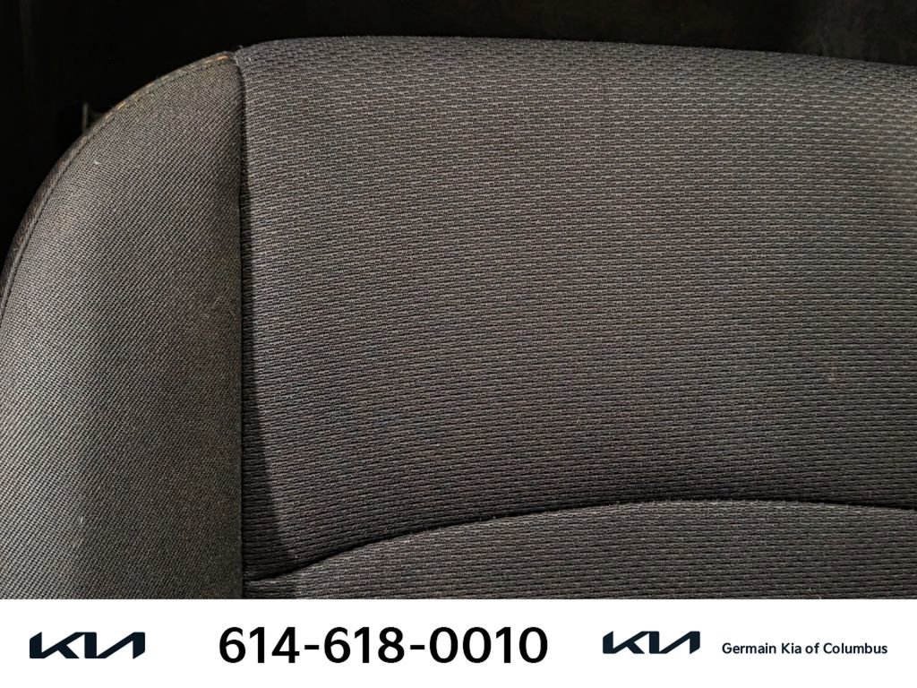 Used 2017 Chevrolet Cruze LS FWD image 27