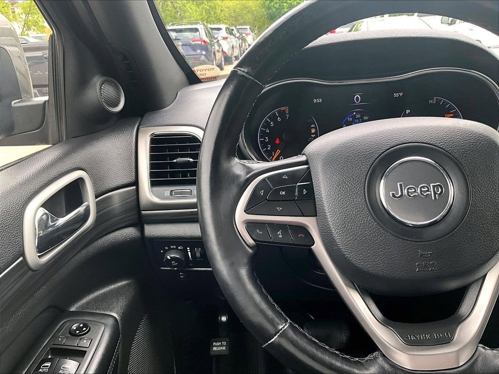 Used 2021 Jeep Grand Cherokee Laredo X AWD/4WD image 23