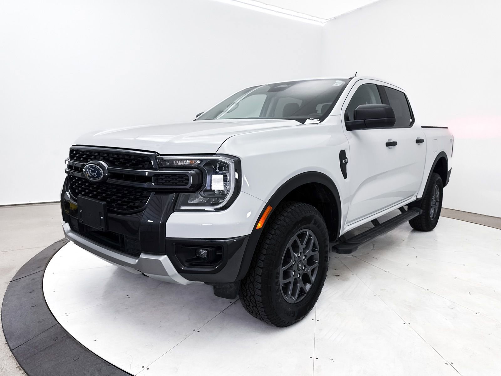 Used 2025 Ford Ranger XLT w/ FX4 Off-Road Package AWD/4WD image 14