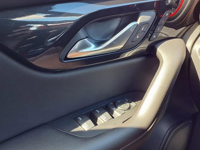 Used 2023 Chevrolet Blazer RS w/ Enhanced Convenience Package image 21