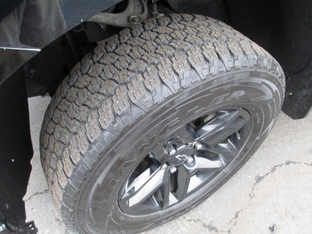 Used 2021 Chevrolet Silverado 1500 LT Trail Boss w/ LT Trail Boss Premium Package image 11