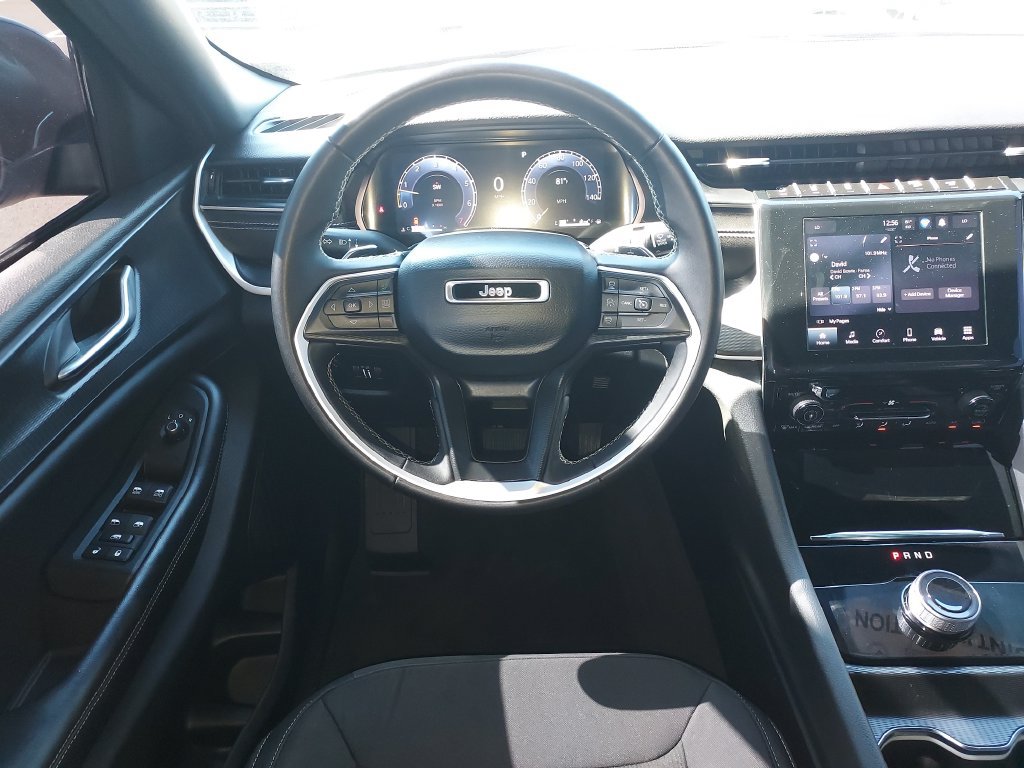 Used 2024 Jeep Grand Cherokee L Laredo AWD/4WD image 26