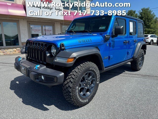 Used 2023 Jeep Wrangler Unlimited w/ Cold Weather Group AWD/4WD image 3