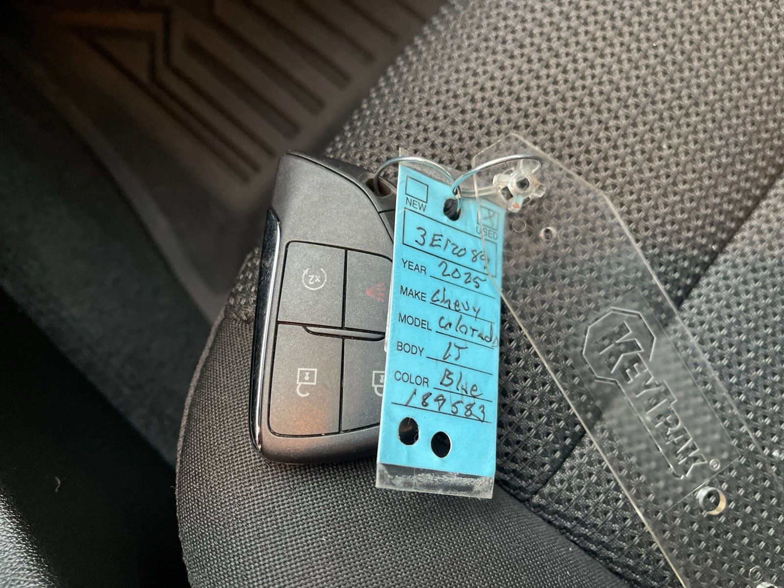 Used 2025 Chevrolet Colorado LT image 10