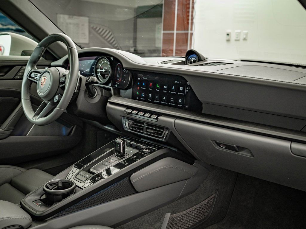 Certified 2022 Porsche 911 Targa 4 GTS image 38