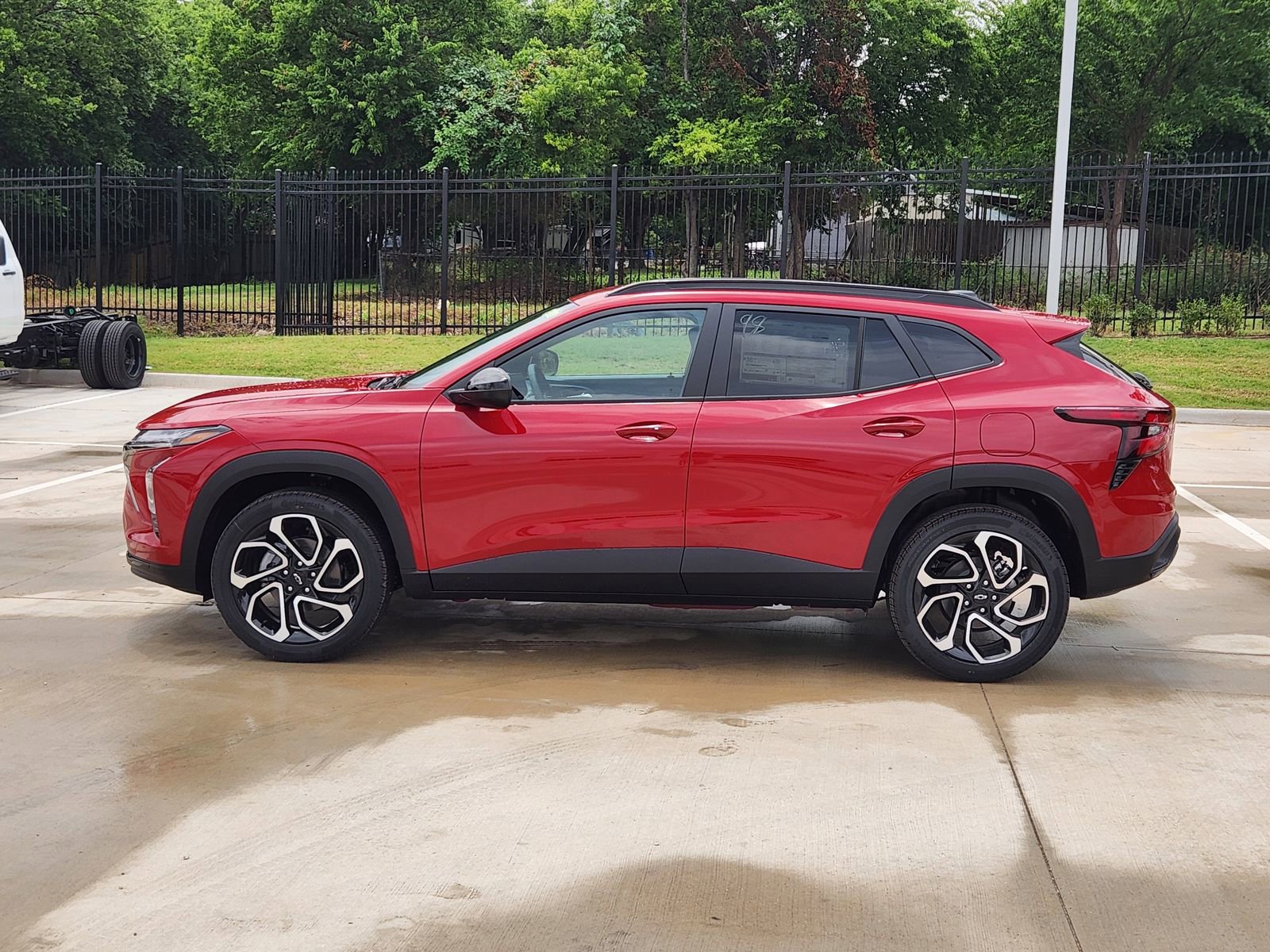 New 2026 Chevrolet Trax RS w/ Driver Confidence Package FWD image 3