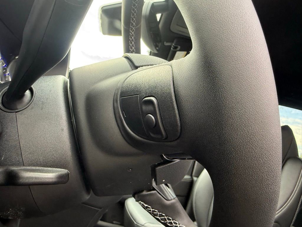 New 2026 Chrysler Pacifica Select FWD image 15