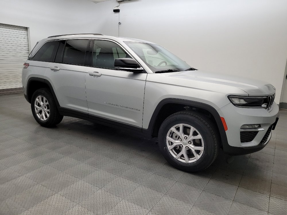 Used 2022 Jeep Grand Cherokee Limited RWD image 11