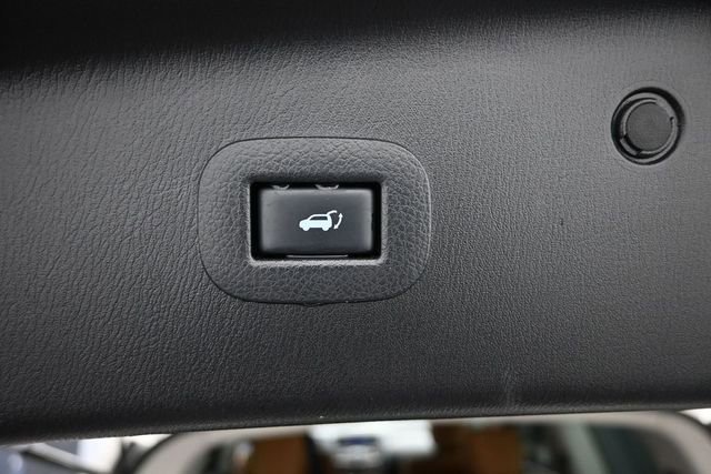 Used 2017 INFINITI QX80 Signature Edition RWD image 26