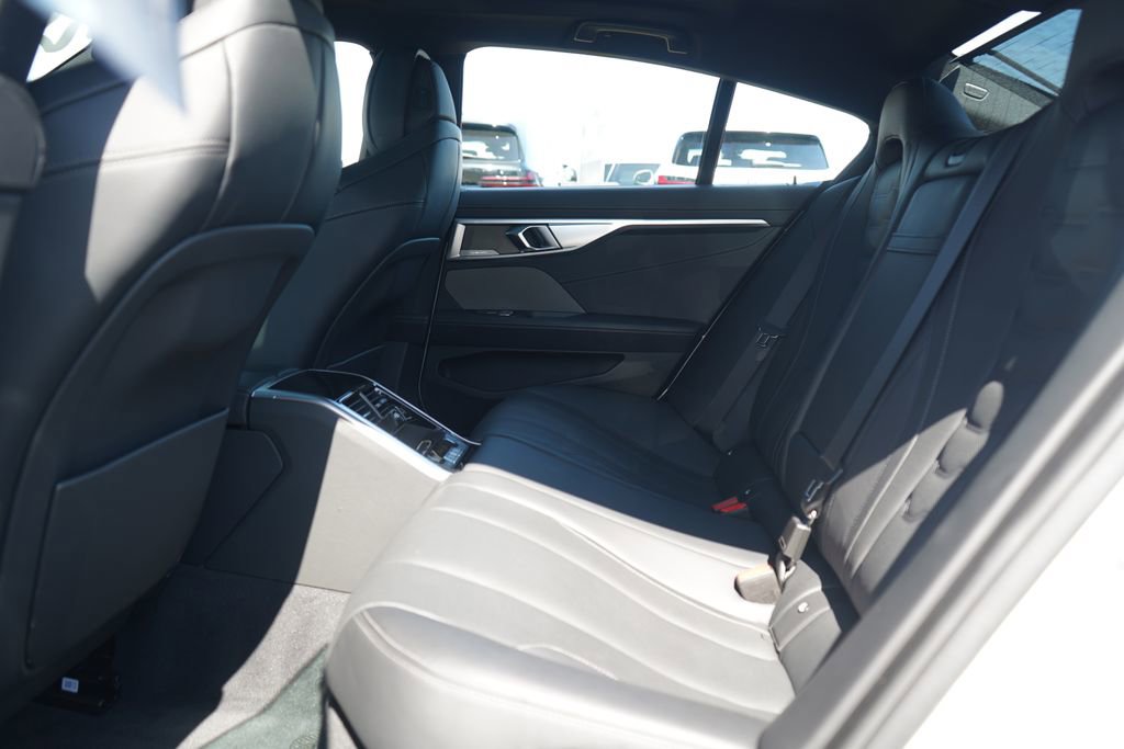 Used 2026 BMW 840i w/ M Sport Professional Package image 5