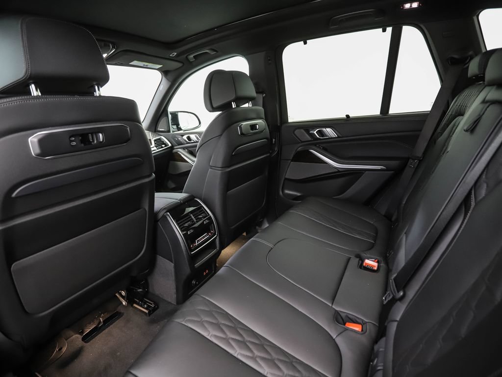 New 2026 BMW X5 M60i w/ Executive Package AWD/4WD image 21