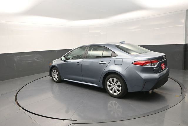 Used 2024 Toyota Corolla LE FWD image 56