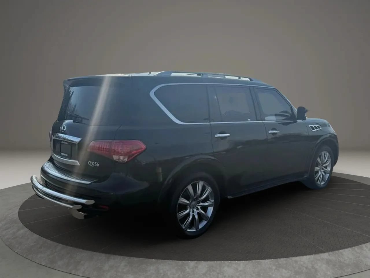 Used 2012 INFINITI QX56 4WD w/ Deluxe Touring Pkg image 7