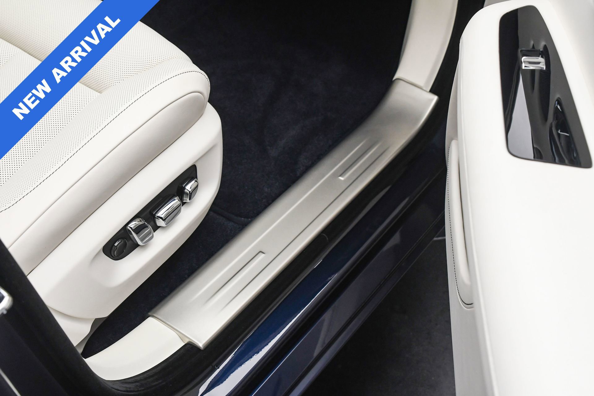 Used 2023 Rolls-Royce Ghost image 49