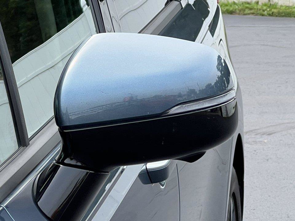 Used 2023 Kia Carnival SX FWD image 36