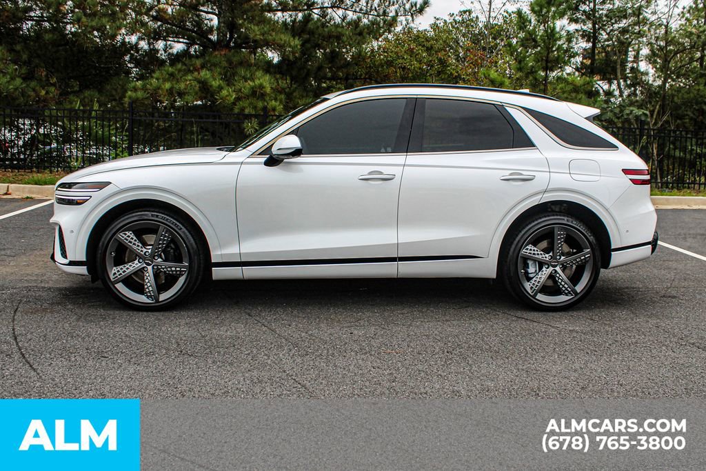 Used 2022 Genesis GV70 3.5T Sport w/ Sport Prestige Package image 6